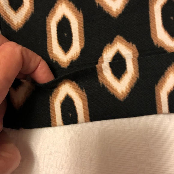 Attention contemporary fit shorts size 16 - Picture 5 of 6